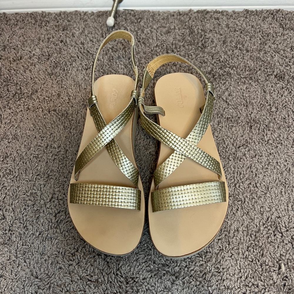 Olukai women’s Onohi strappy sandal size 9